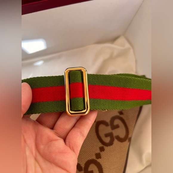 GUCCI GG Canvas Jumbo Beltbag/Bodybag - Picture 4 of 15